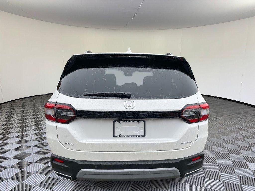 new 2025 Honda Pilot car, priced at $55,030