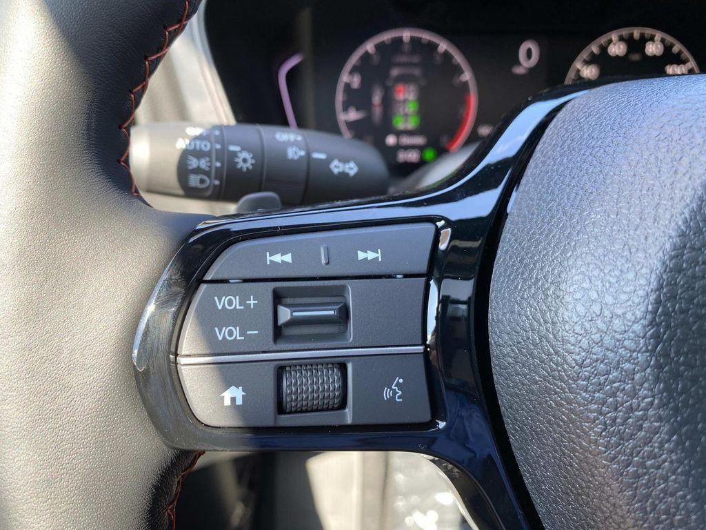 new 2025 Honda Pilot car, priced at $51,305