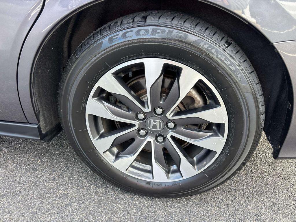used 2024 Honda Odyssey car, priced at $36,222