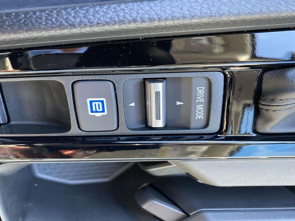 new 2025 Honda Accord Hybrid car, priced at $36,135