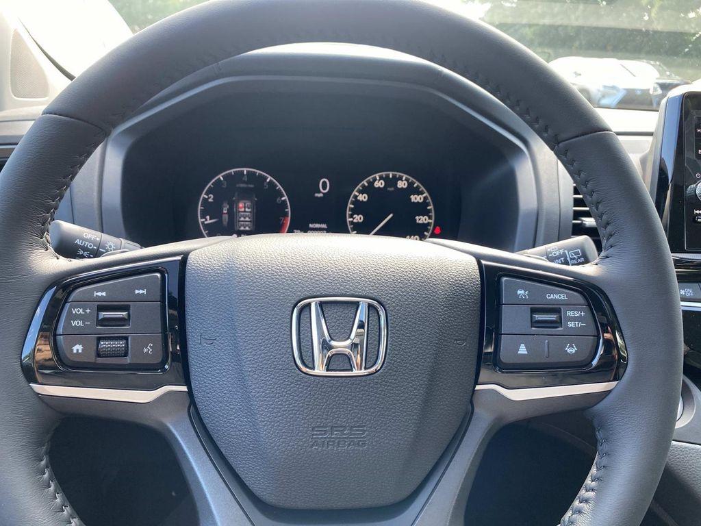 new 2026 Honda Odyssey car, priced at $44,290