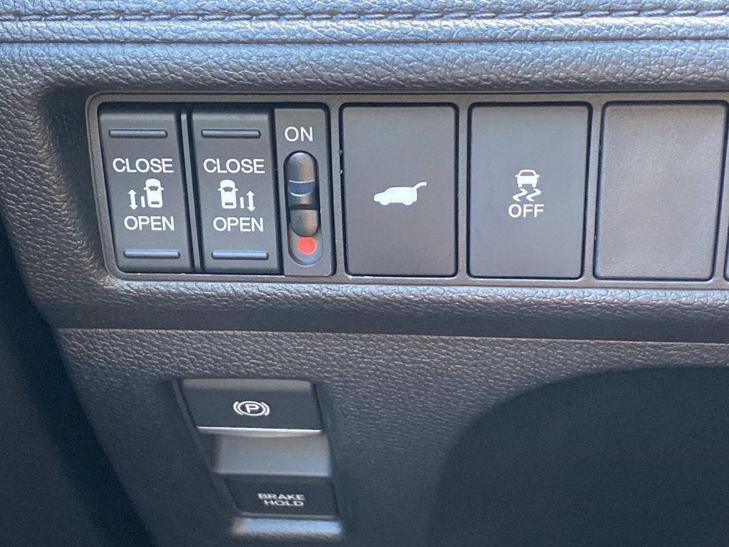 new 2026 Honda Odyssey car, priced at $44,290