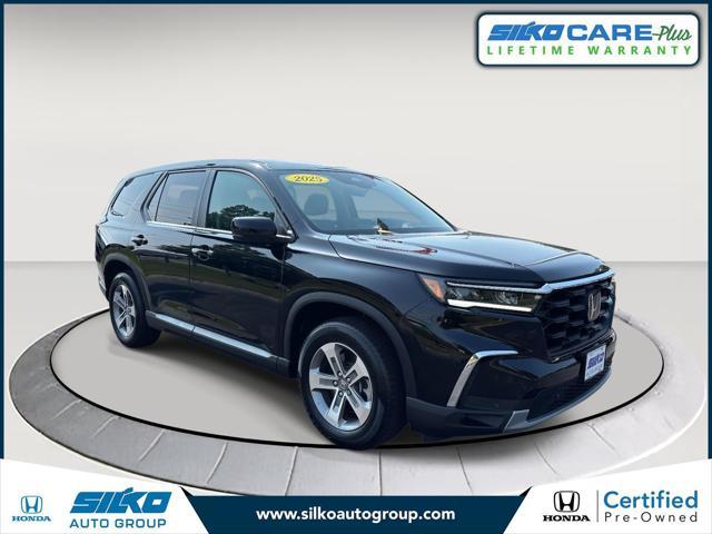 used 2025 Honda Pilot car, priced at $43,912