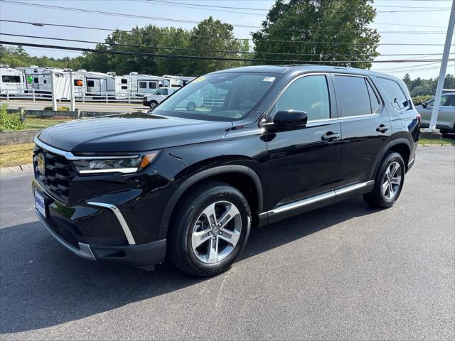 used 2025 Honda Pilot car, priced at $43,912