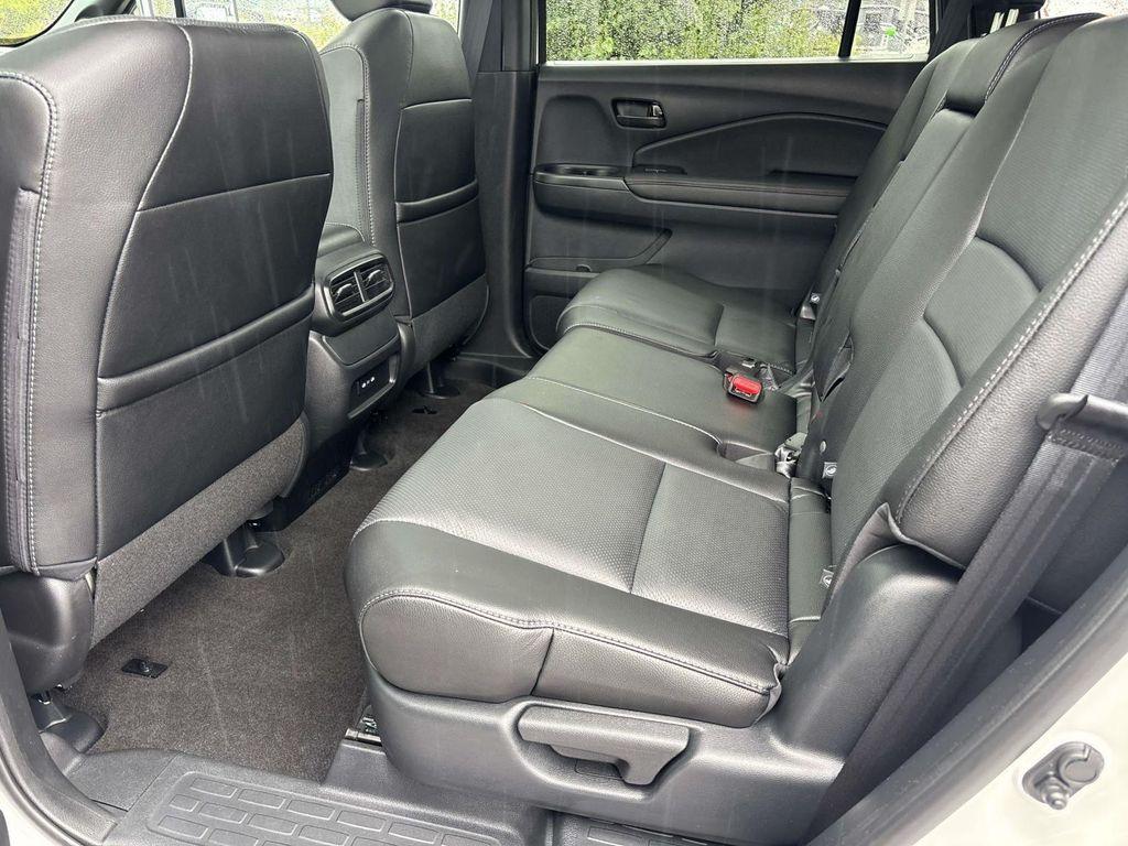 used 2025 Honda Passport car, priced at $40,371
