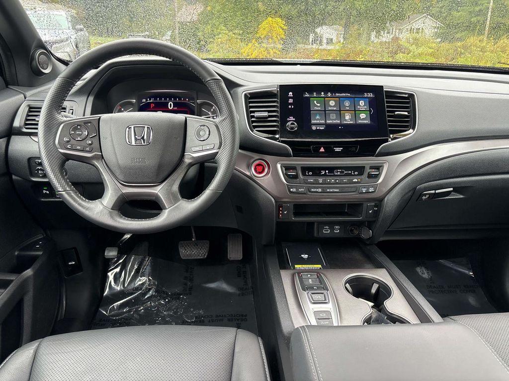 used 2025 Honda Passport car, priced at $40,371