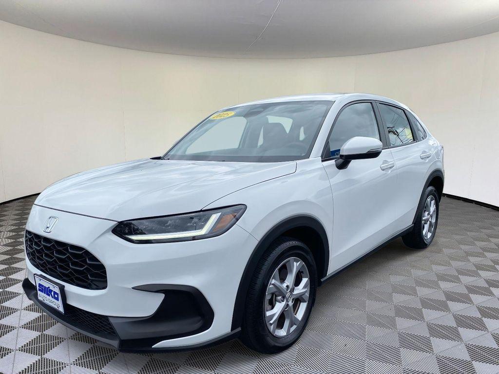 used 2025 Honda HR-V car, priced at $26,469