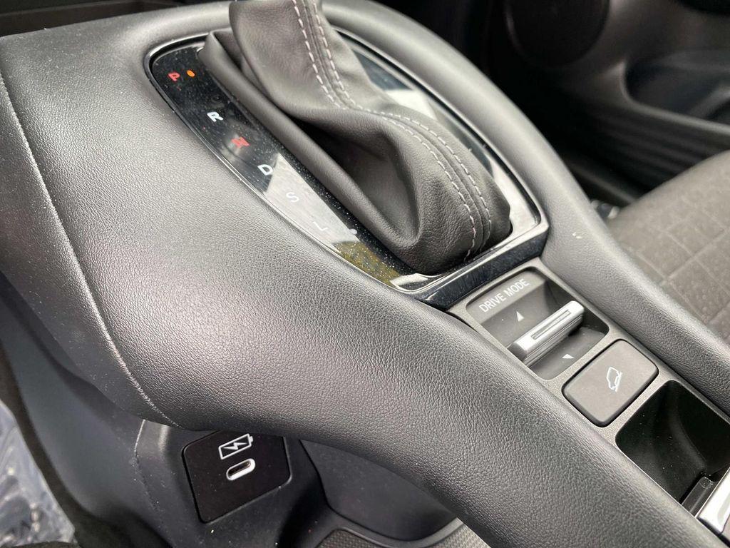 used 2025 Honda HR-V car, priced at $26,469