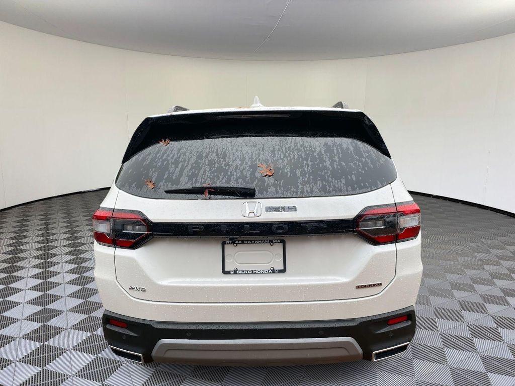 new 2025 Honda Pilot car, priced at $51,550