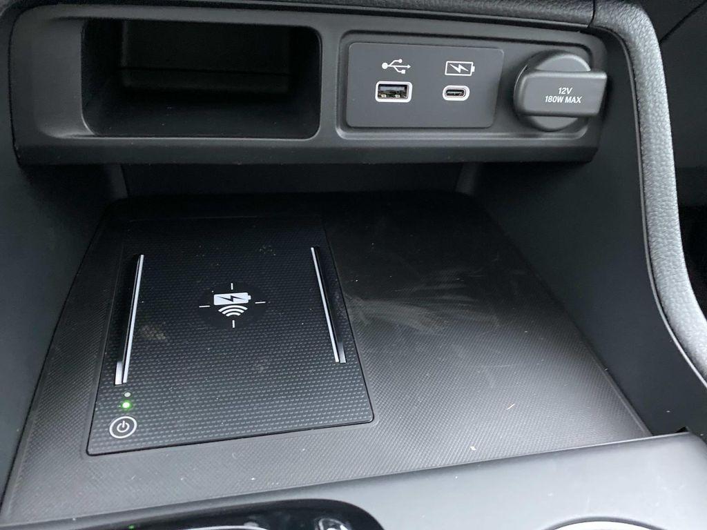 new 2025 Honda Pilot car, priced at $51,550