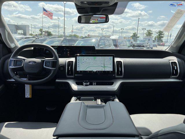 new 2025 Ford Expedition Max car, priced at $75,225