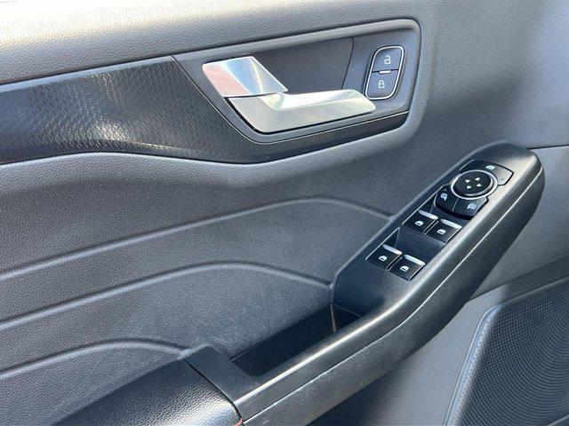 used 2022 Ford Escape car, priced at $23,500
