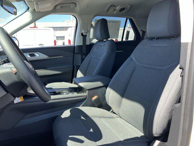 new 2025 Ford Explorer car, priced at $39,997