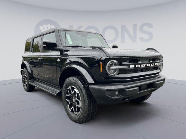new 2025 Ford Bronco car, priced at $51,190