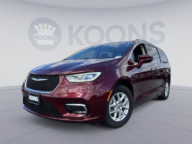 used 2021 Chrysler Pacifica car, priced at $25,000