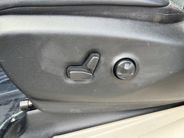 used 2021 Chrysler Pacifica car, priced at $25,000