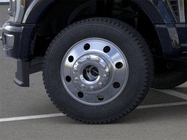 new 2025 Ford F-450 car, priced at $107,305