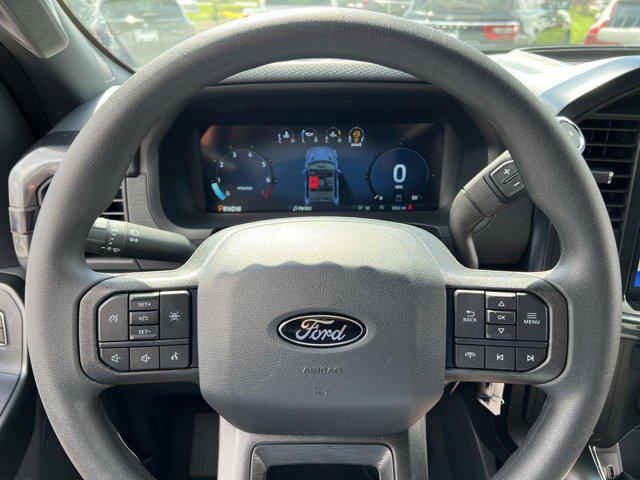 new 2025 Ford F-150 car, priced at $54,000