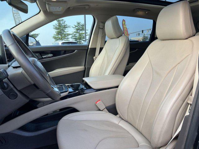 used 2022 Lincoln Nautilus car, priced at $33,000
