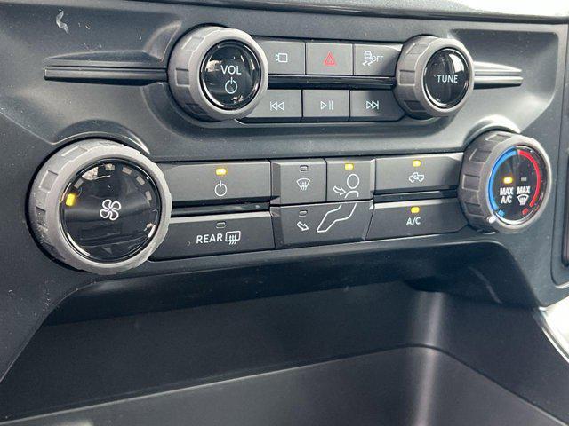new 2025 Ford F-150 car, priced at $46,000
