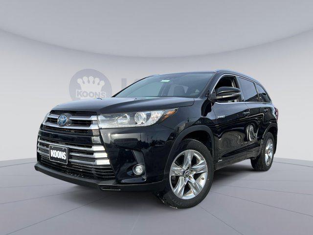 used 2019 Toyota Highlander Hybrid car, priced at $27,500