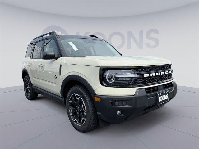 new 2025 Ford Bronco Sport car, priced at $33,760