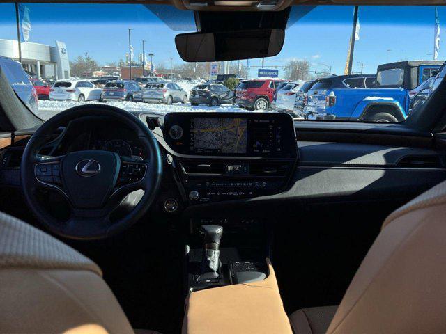 used 2022 Lexus ES 350 car, priced at $31,500