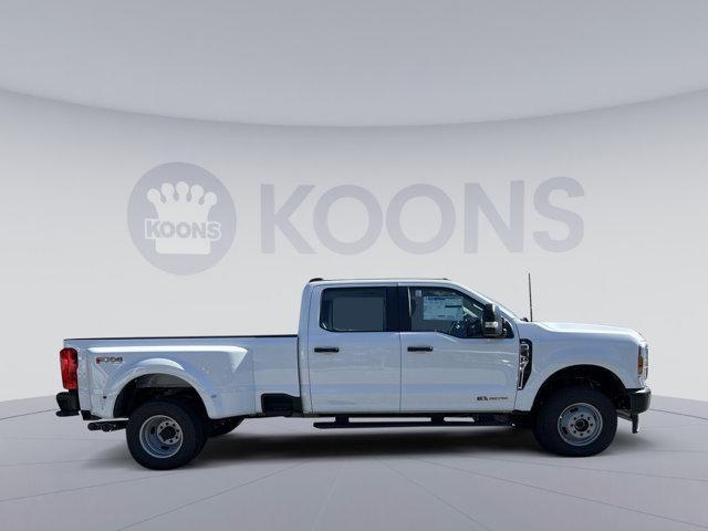 new 2024 Ford F-350 car, priced at $65,165