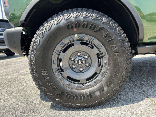 new 2025 Ford Bronco car, priced at $60,100