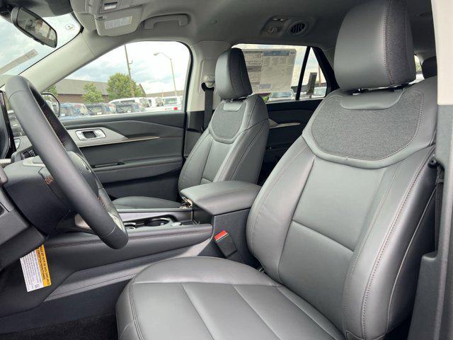 new 2025 Ford Explorer car, priced at $43,663
