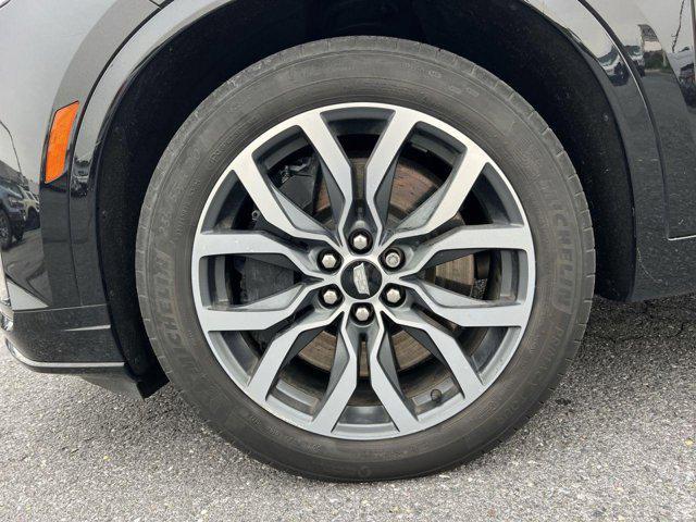 used 2022 Cadillac XT6 car, priced at $34,500