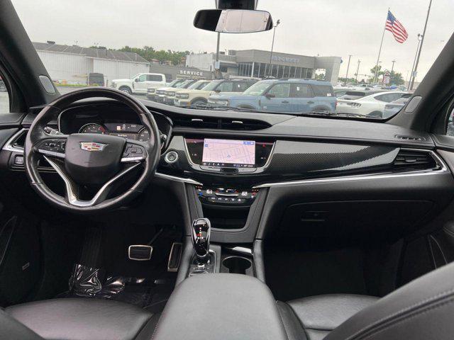 used 2022 Cadillac XT6 car, priced at $34,500