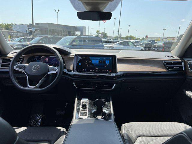 used 2024 Volkswagen Atlas car, priced at $31,000