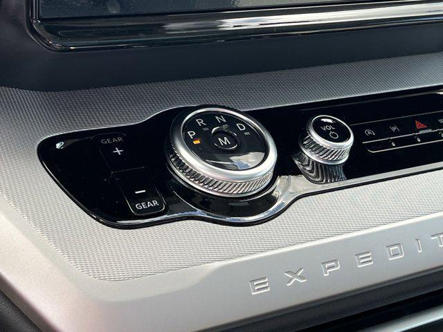 new 2025 Ford Expedition Max car, priced at $72,420