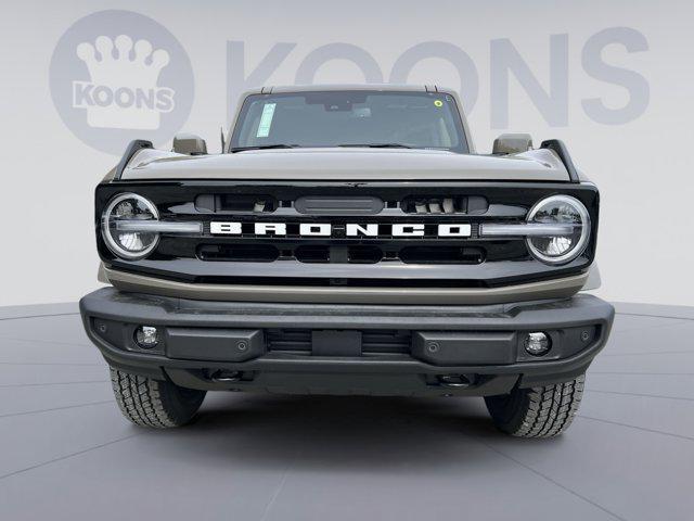 new 2025 Ford Bronco car, priced at $51,870