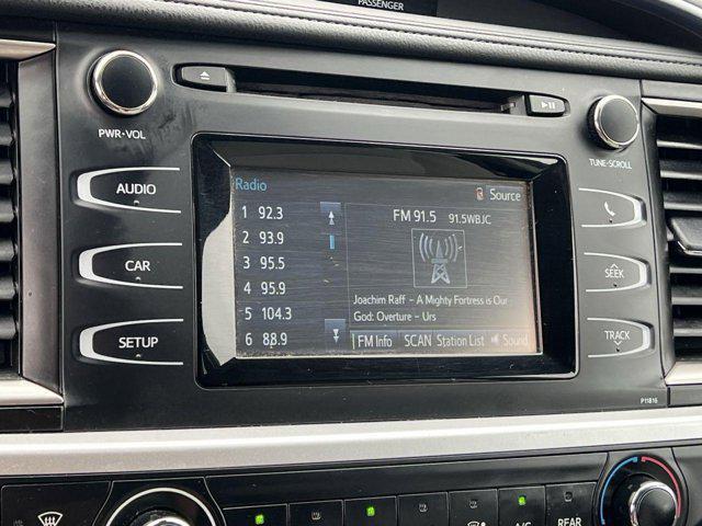 used 2019 Toyota Highlander car, priced at $24,500