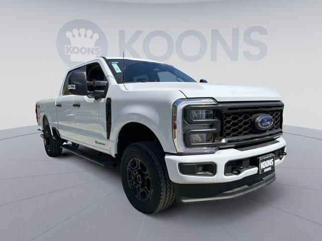 new 2025 Ford F-250 car, priced at $65,468