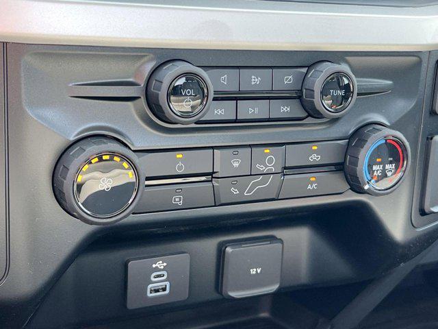new 2024 Ford F-250 car, priced at $40,500