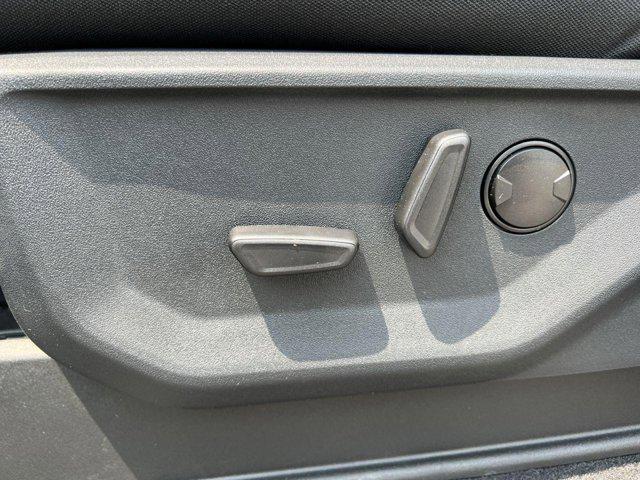 new 2025 Ford F-150 car, priced at $54,000