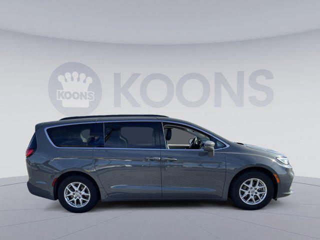 used 2022 Chrysler Pacifica car, priced at $22,000