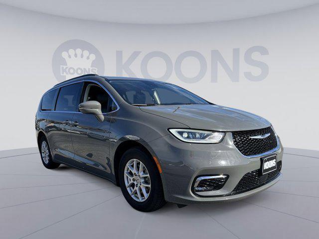 used 2022 Chrysler Pacifica car, priced at $22,000