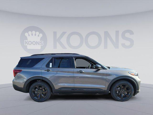 new 2024 Ford Explorer car, priced at $46,740