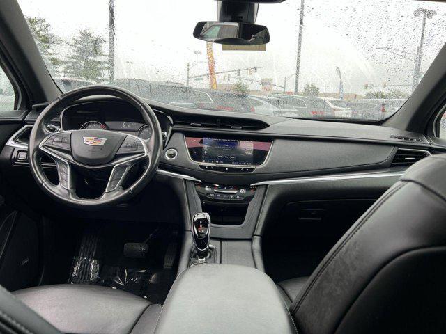 used 2021 Cadillac XT5 car, priced at $28,000