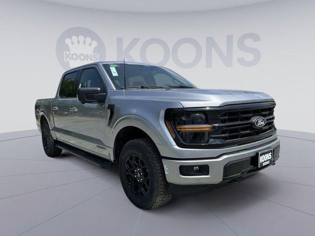 new 2025 Ford F-150 car, priced at $52,000