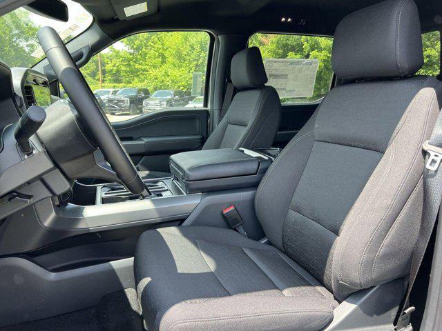 new 2025 Ford F-150 car, priced at $52,000