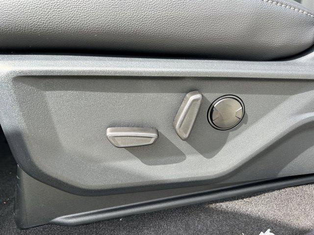 new 2025 Ford F-150 car, priced at $59,461