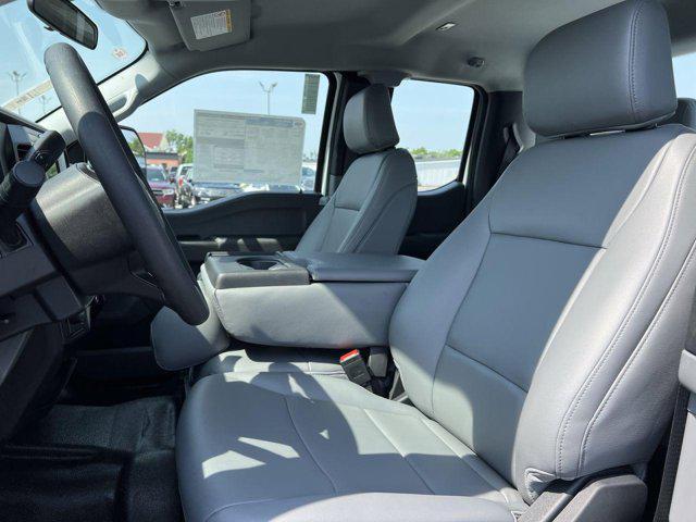 new 2025 Ford F-250 car, priced at $48,065