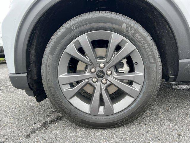 new 2025 Ford Explorer car, priced at $43,645