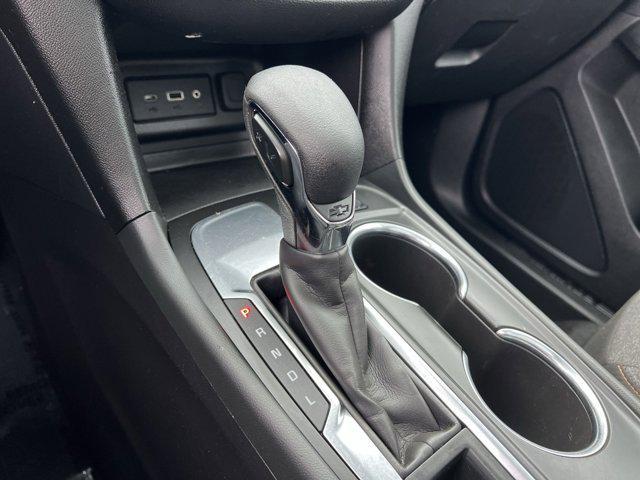used 2022 Chevrolet Equinox car, priced at $17,000
