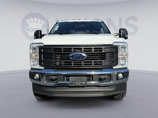 new 2024 Ford F-350 car, priced at $54,512